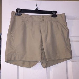 Columbia off men’s shorts
